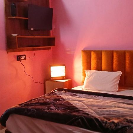 Golden Valley Hotel Касоль Екстер'єр фото